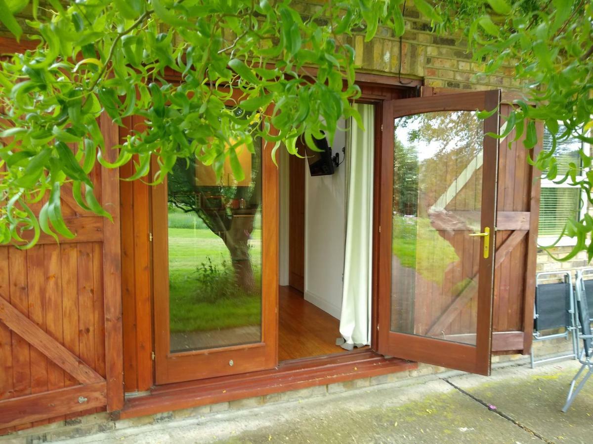 Apartamento Watercress Barns Sittingbourne Exterior foto